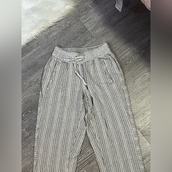 Linen striped pants - Picture 2 of 7
